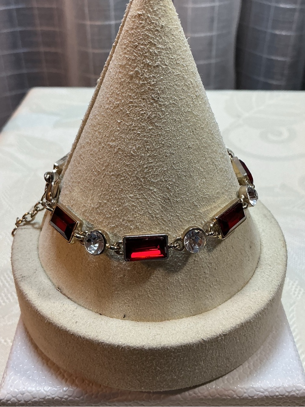 Red Elbaite Color Glass & Clear Crystal Gold Tone Bracelet - Picture 5 of 5